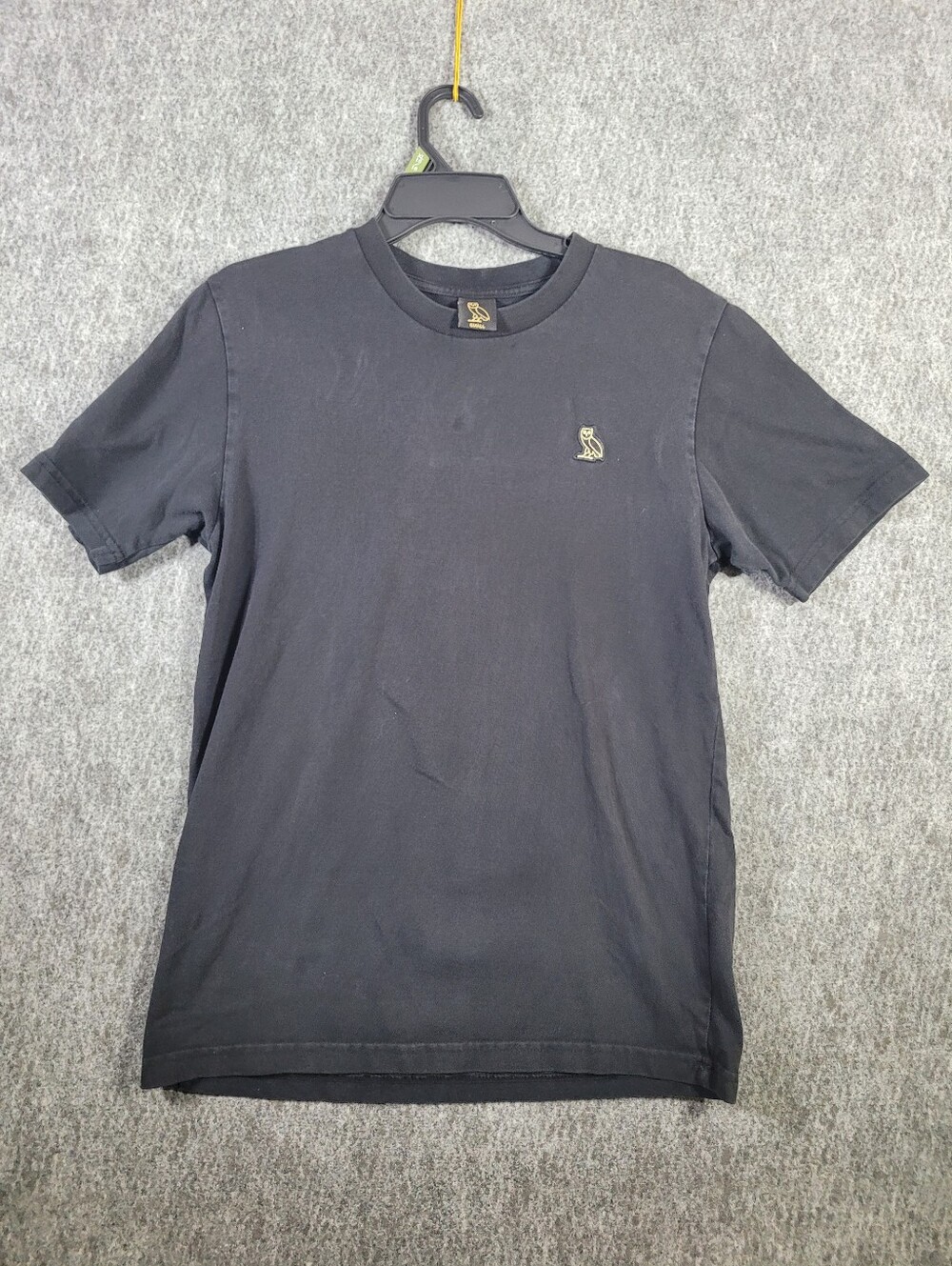 OVO Octobers Very Own Small Essentials T-Shirt Black Gold Owl Logo Mens Size S